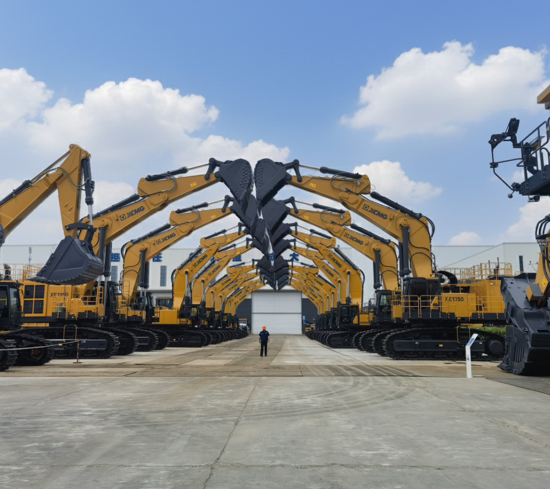 鉱山用重機販売